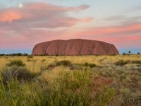 Uluṟu as the sun sets